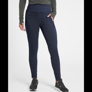 NWOT-Athleta Navy Peak Hybrid Fleece Tight, Small